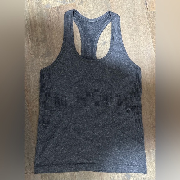 Lululemon Athletica Women’s Tank Top - Picture 3 of 6